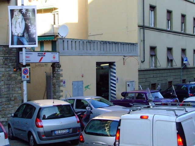 L'ingresso dell'Autocarrozzeria Torino